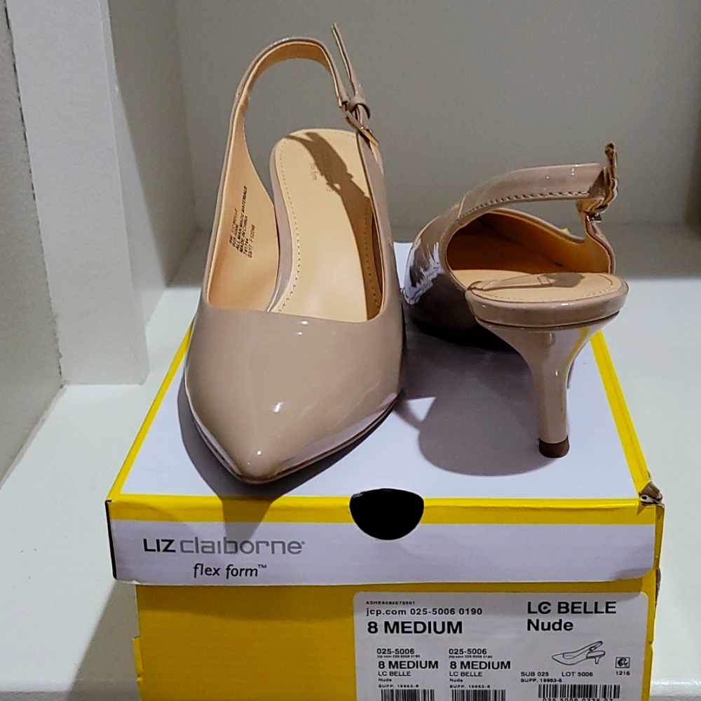 Liz Claiborne flex form shoes